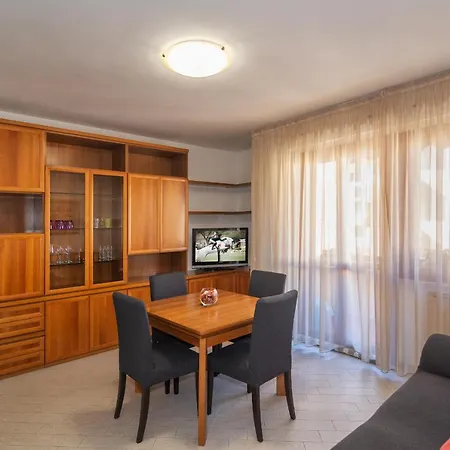 Velez Apartamento *